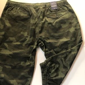 Men’s Crop pants